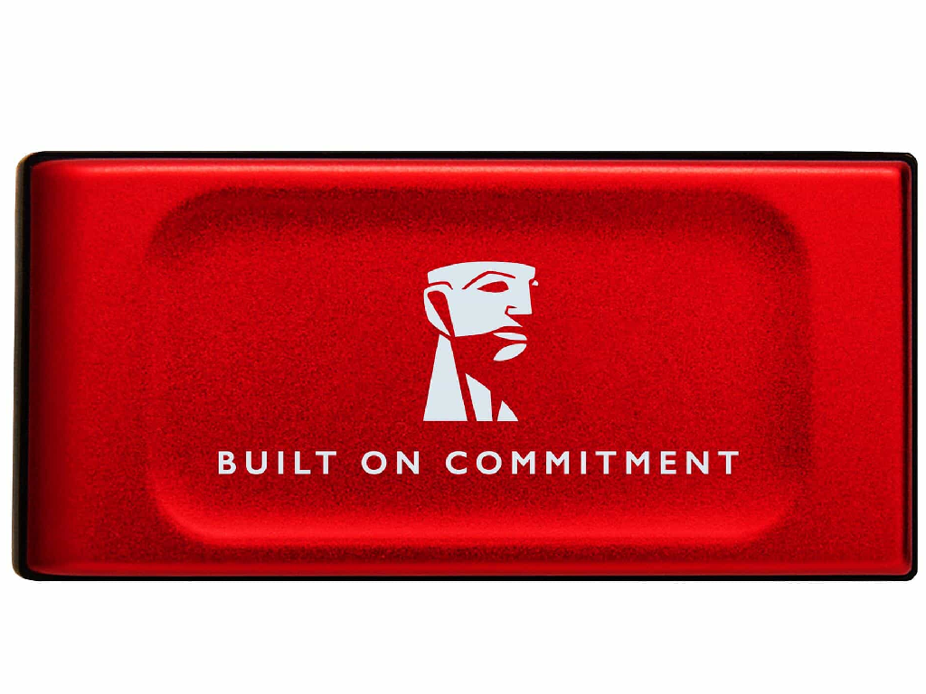 2.0TB Kingston External Portable SSD XS1000 BoC Red, USB 3.2 Gen 2 (69.5x32.6x13.5mm, 28.7g, R/W:105